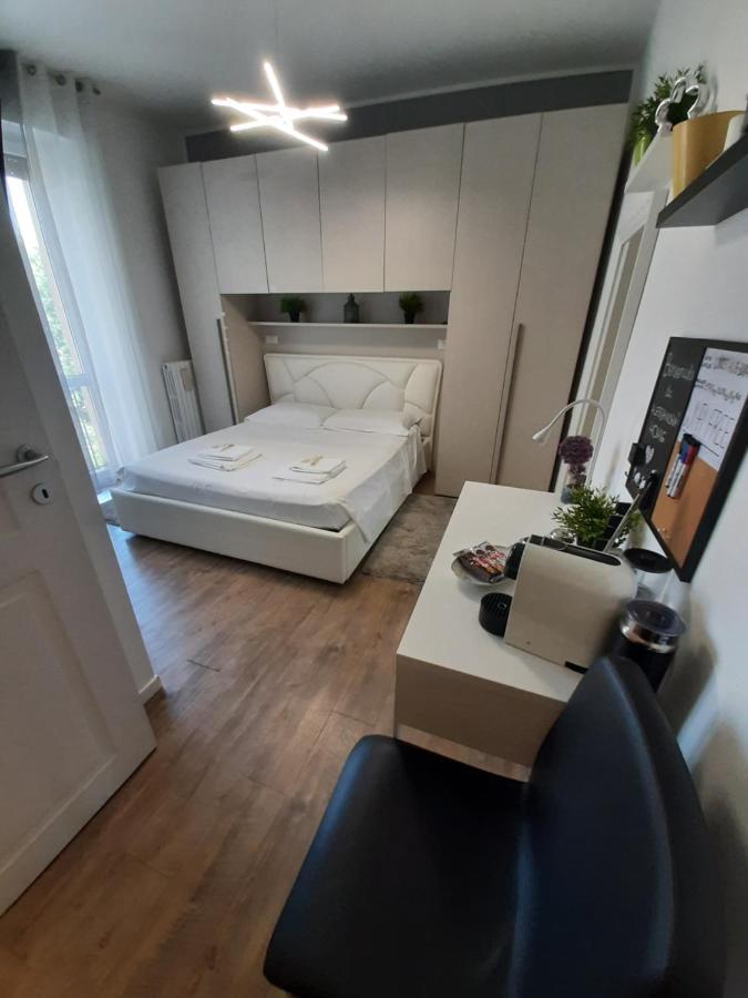Alessandra'S Home Verona Ruang foto